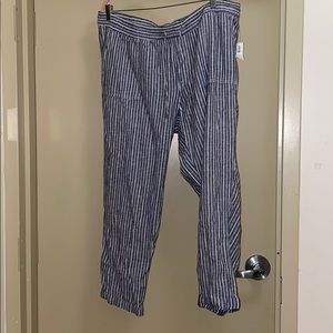 Old Navy blue and white stripped flowy pants